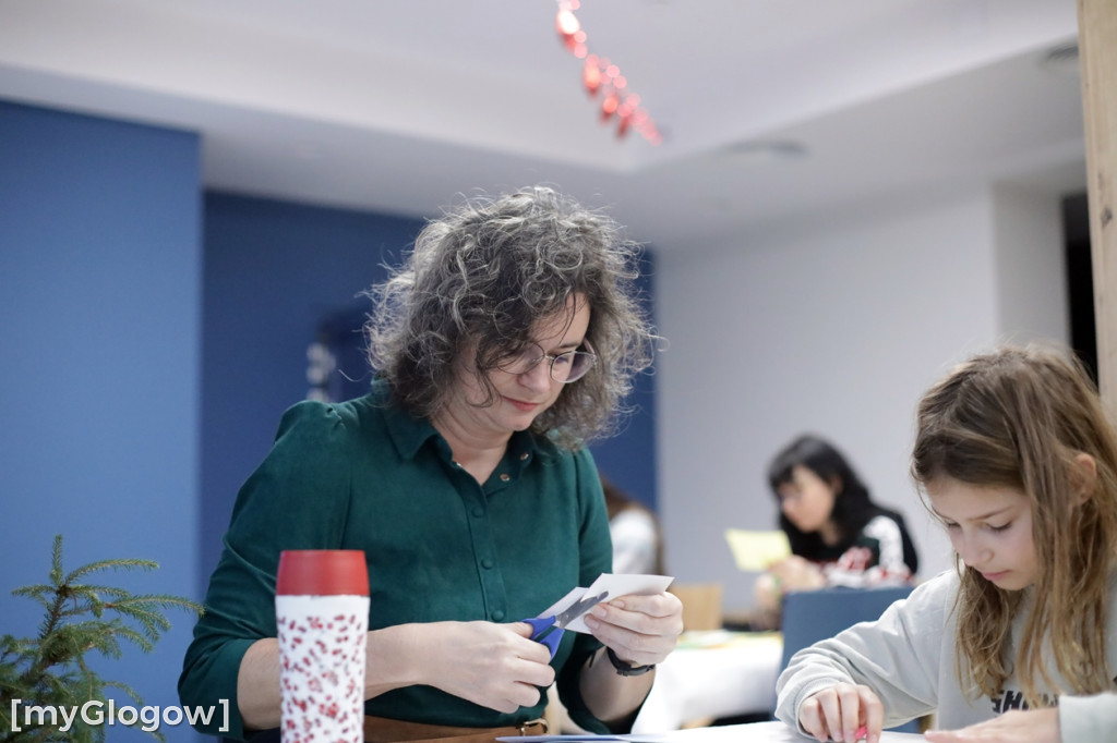 Wróciła tradycja malowania kartek na święta