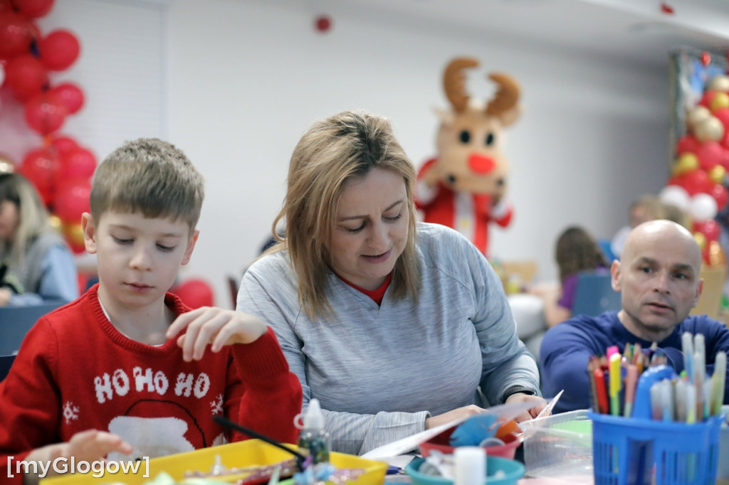 Wróciła tradycja malowania kartek na święta