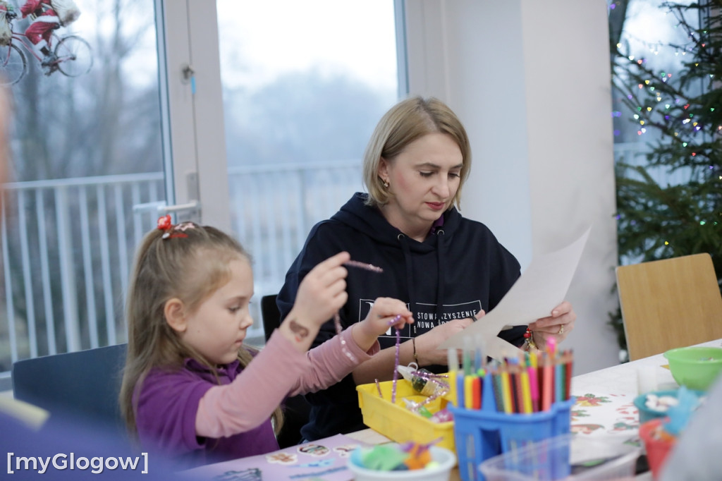 Wróciła tradycja malowania kartek na święta