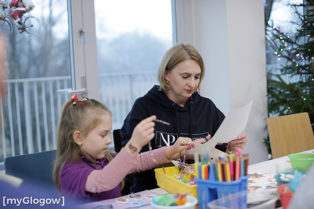 Wróciła tradycja malowania kartek na święta