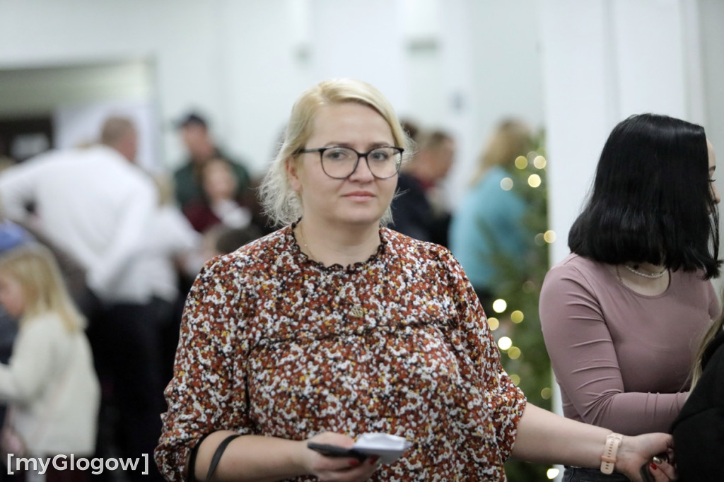 Świąteczny spektakl dla dzieci w teatrze