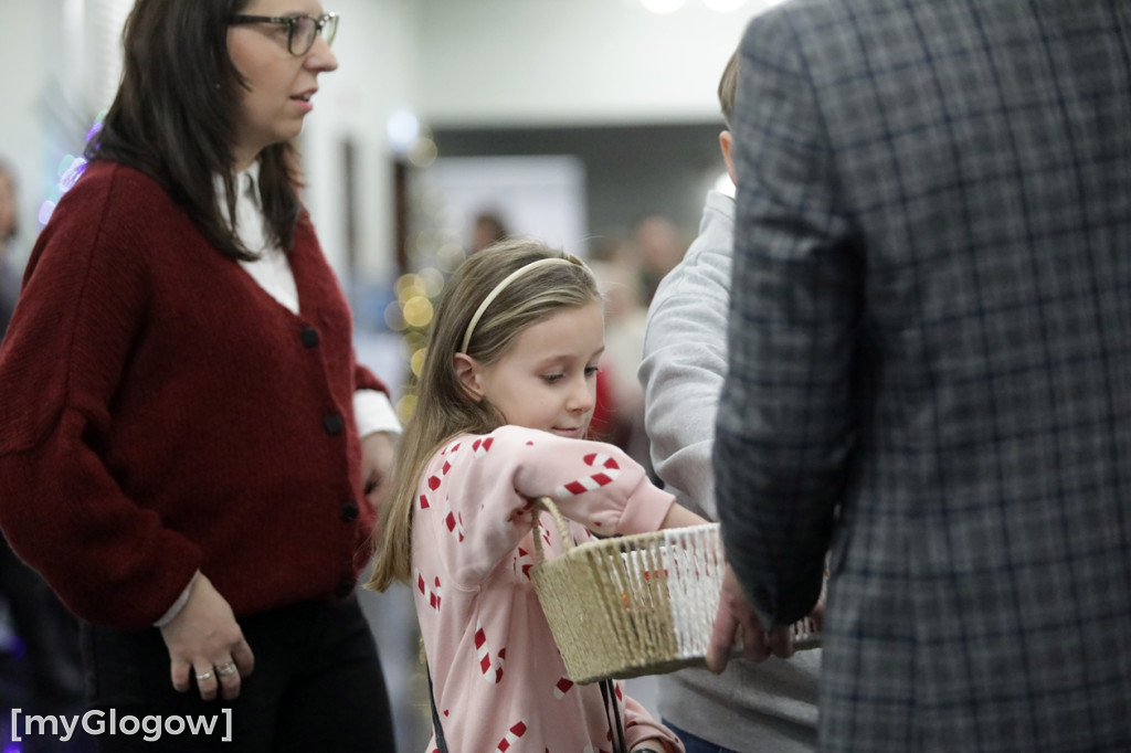 Świąteczny spektakl dla dzieci w teatrze