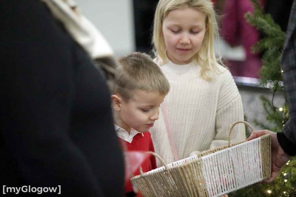 Świąteczny spektakl dla dzieci w teatrze