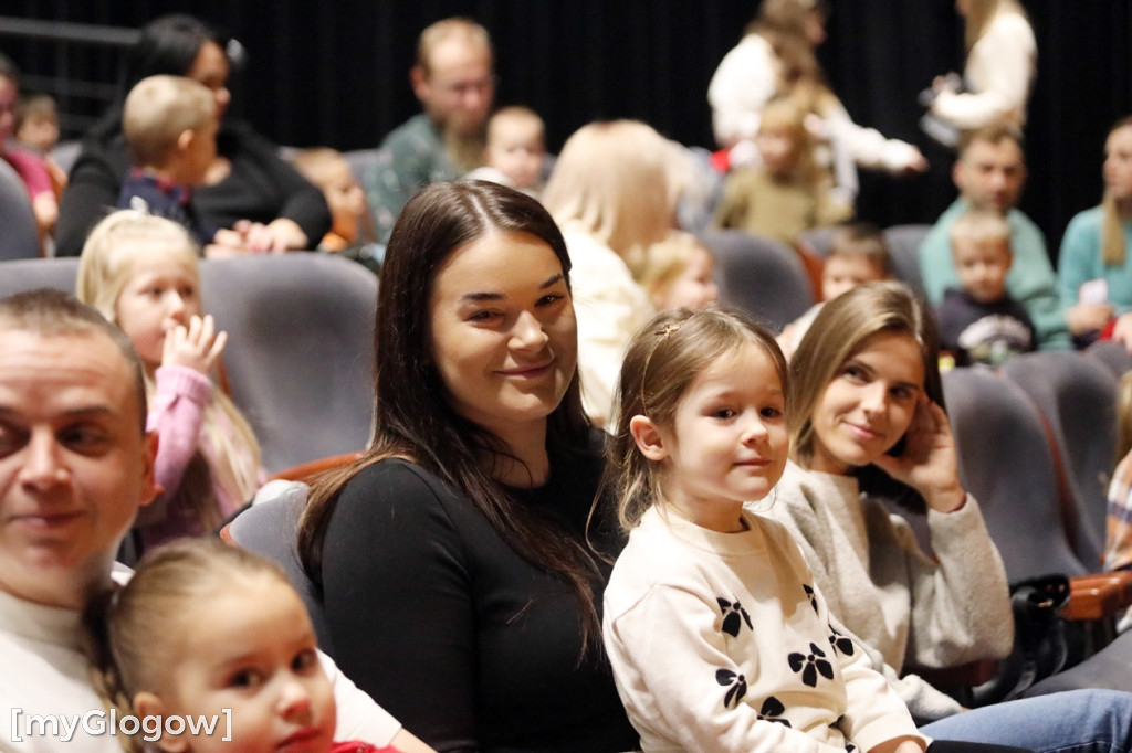 Świąteczny spektakl dla dzieci w teatrze
