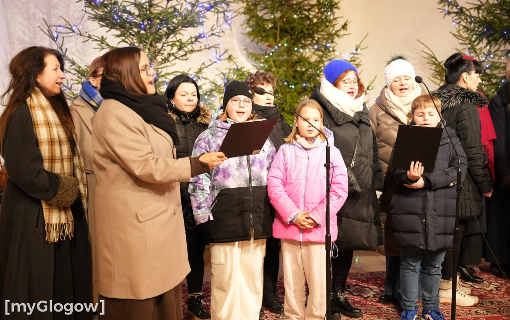 Pasterka w kolegiacie z udziałem biskupa