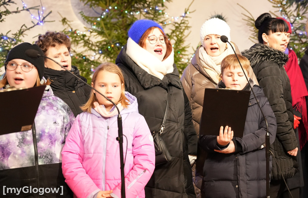 Pasterka w kolegiacie z udziałem biskupa