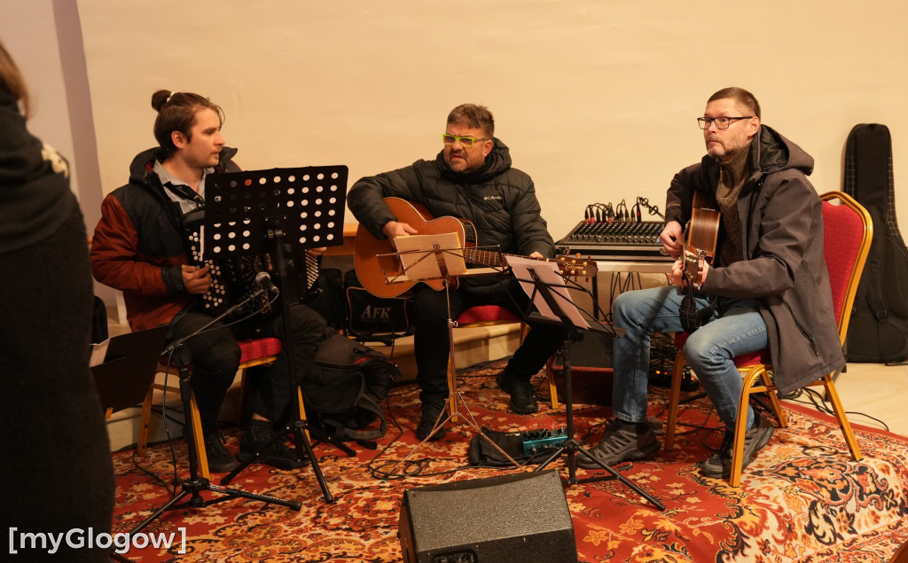 Pasterka w kolegiacie z udziałem biskupa