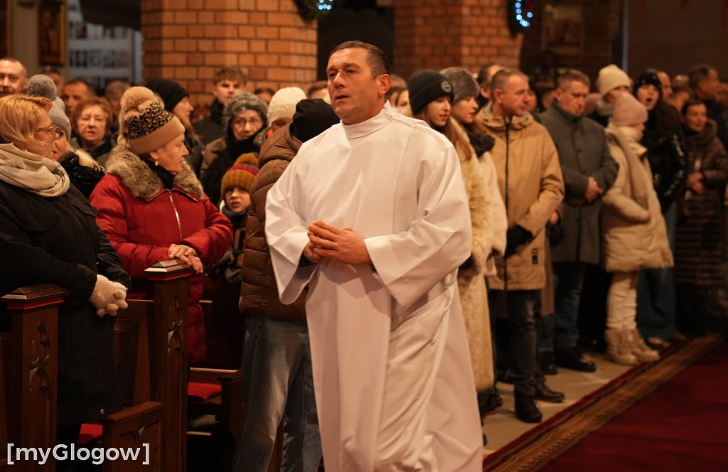 Pasterka w kolegiacie z udziałem biskupa