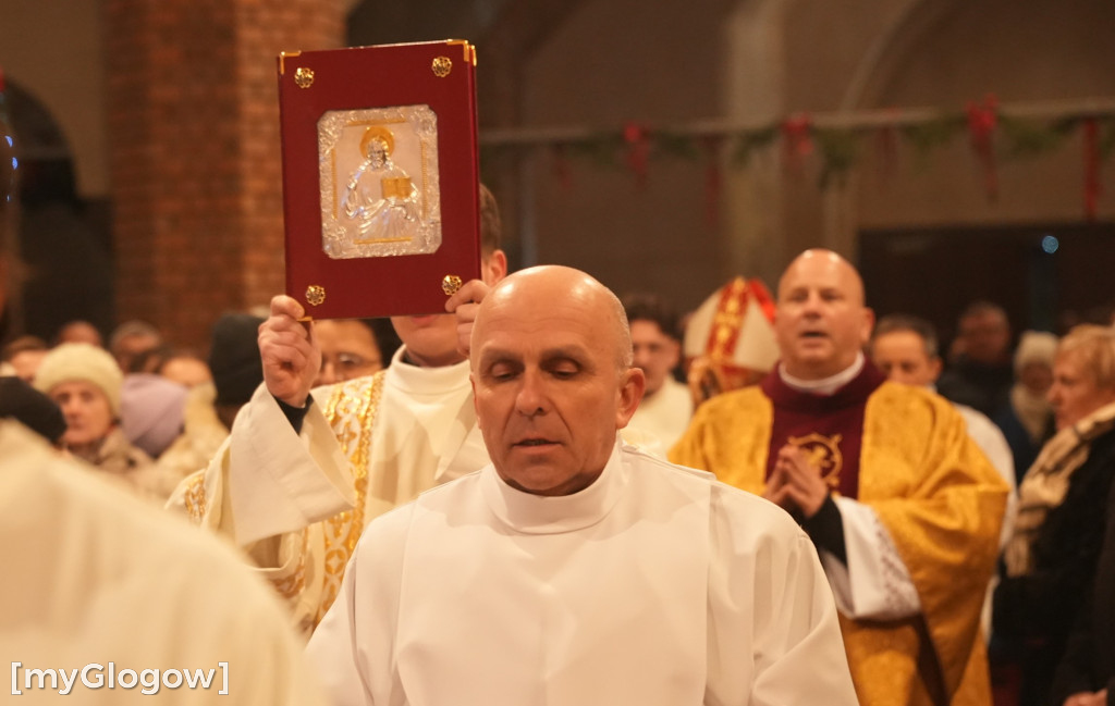 Pasterka w kolegiacie z udziałem biskupa