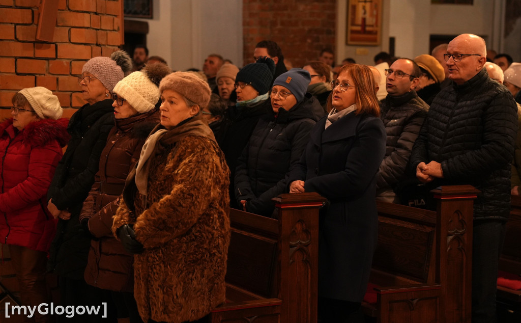 Pasterka w kolegiacie z udziałem biskupa