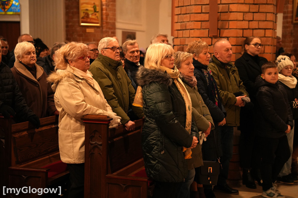 Pasterka w kolegiacie z udziałem biskupa