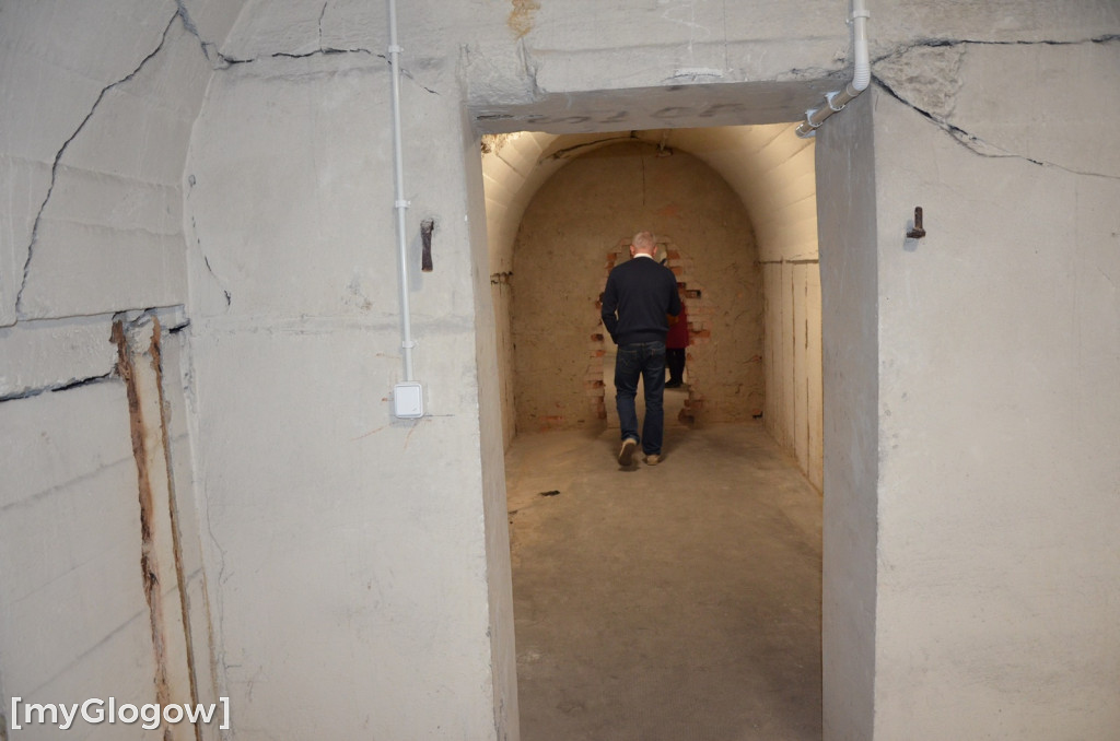 Wejście do podziemnego szpitala w Głogowie