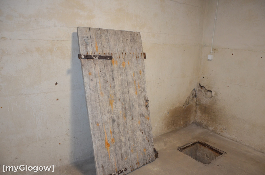 Wejście do podziemnego szpitala w Głogowie