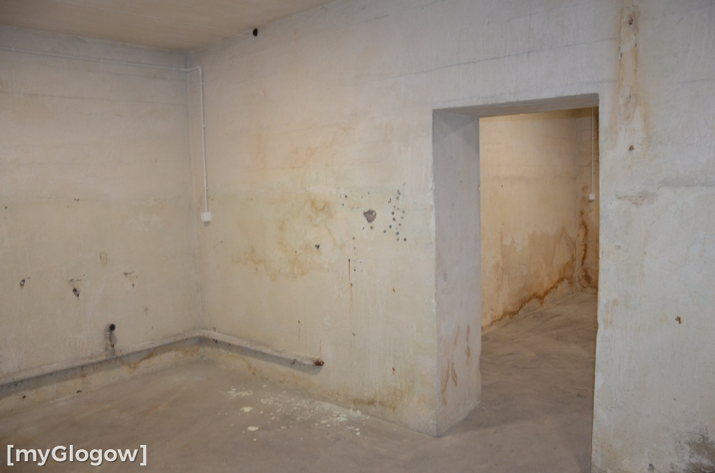 Wejście do podziemnego szpitala w Głogowie