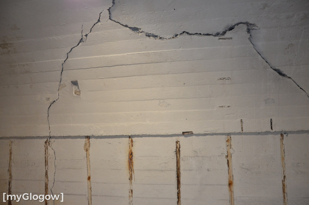 Wejście do podziemnego szpitala w Głogowie