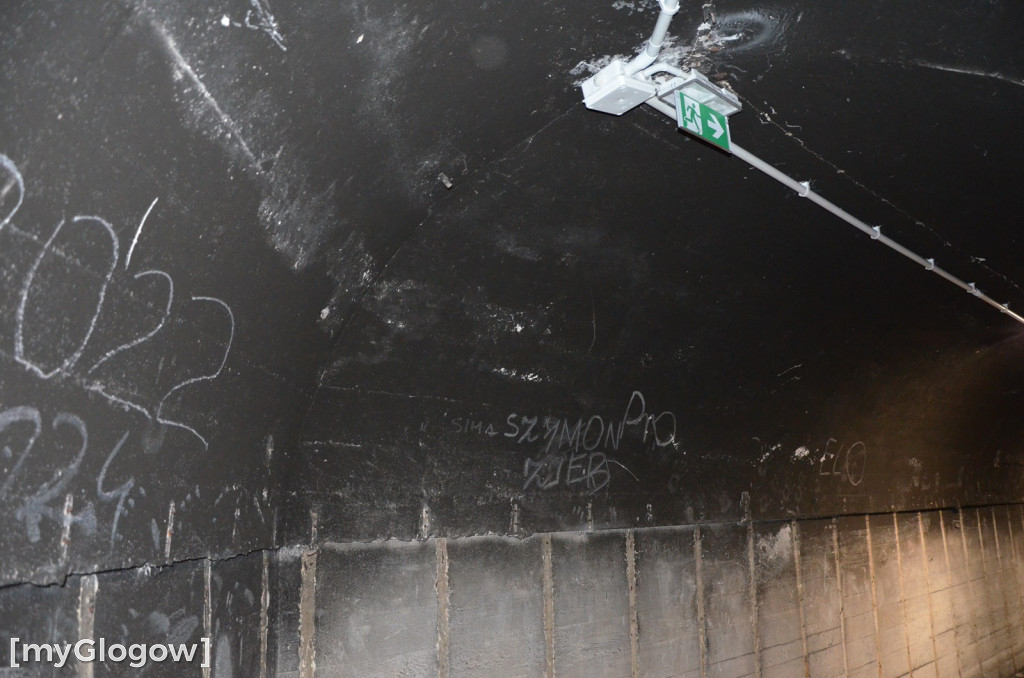 Wejście do podziemnego szpitala w Głogowie