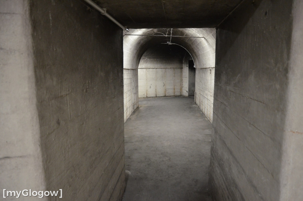 Wejście do podziemnego szpitala w Głogowie