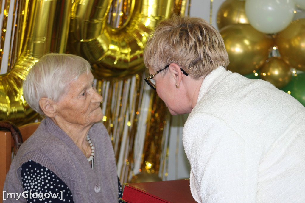 Stulatka ukoronowana! Sto lat Pani Janiny