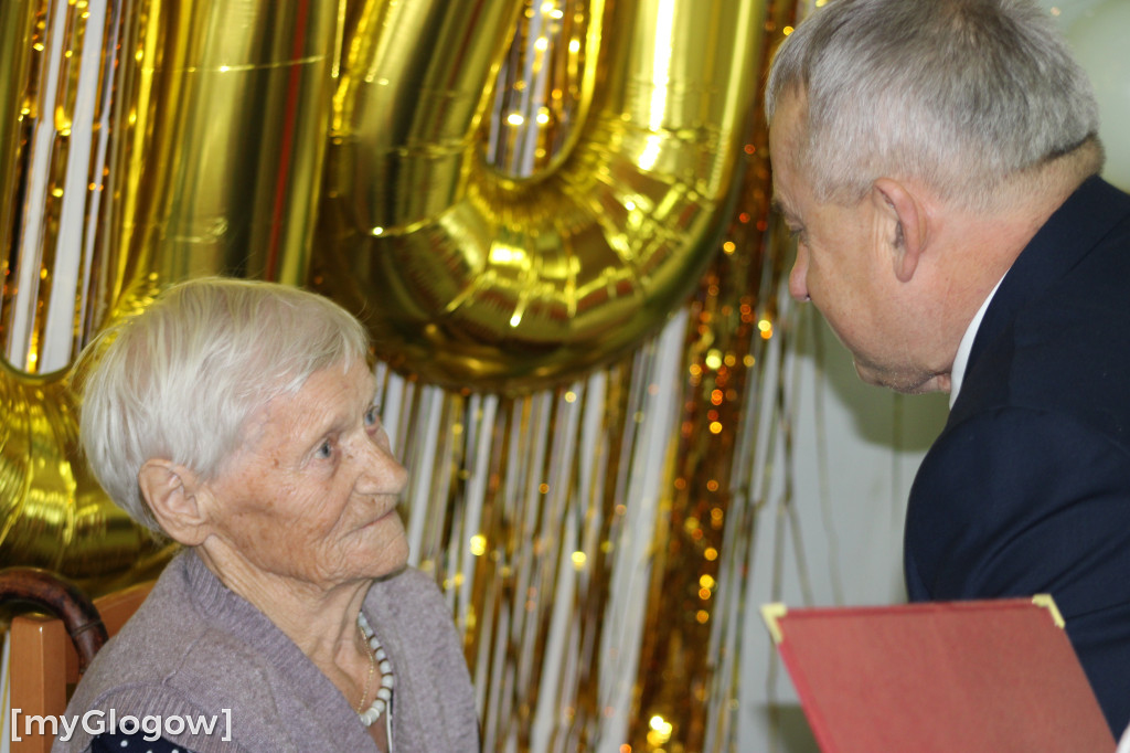 Stulatka ukoronowana! Sto lat Pani Janiny