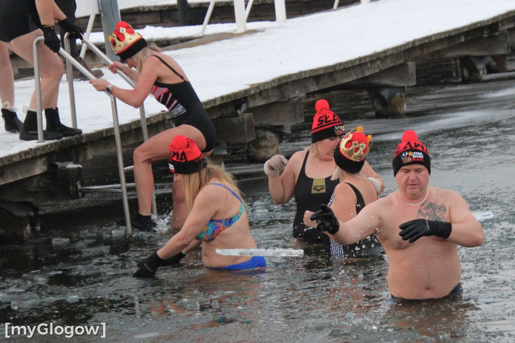 Kolejne morsowanie w jeziorze