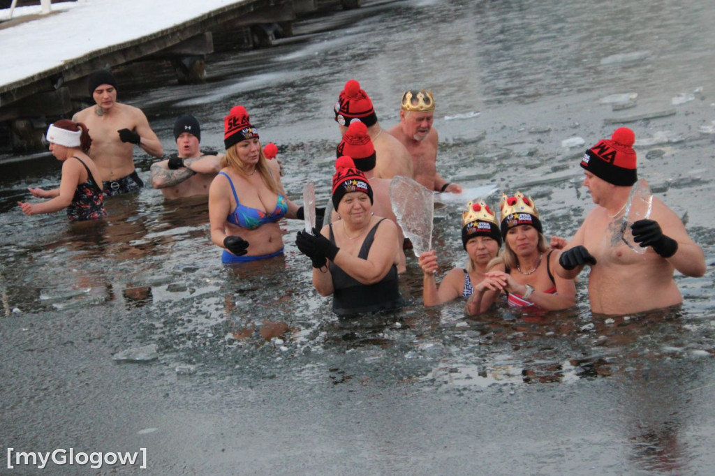 Kolejne morsowanie w jeziorze