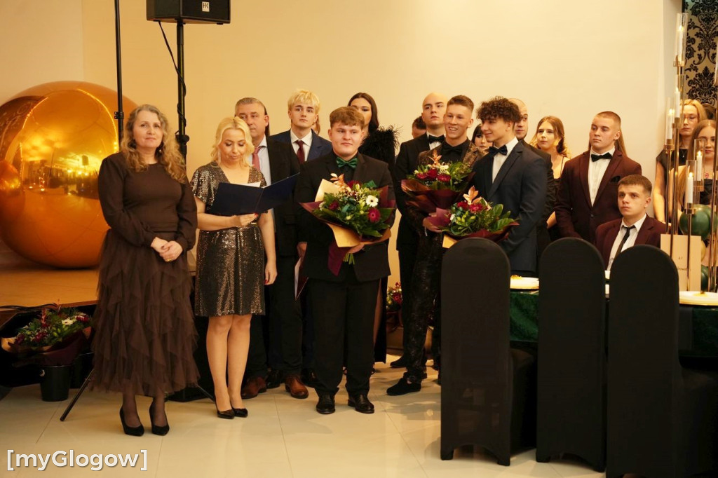 Studniówka Zespołu Szkół im. Wyżykowskiego