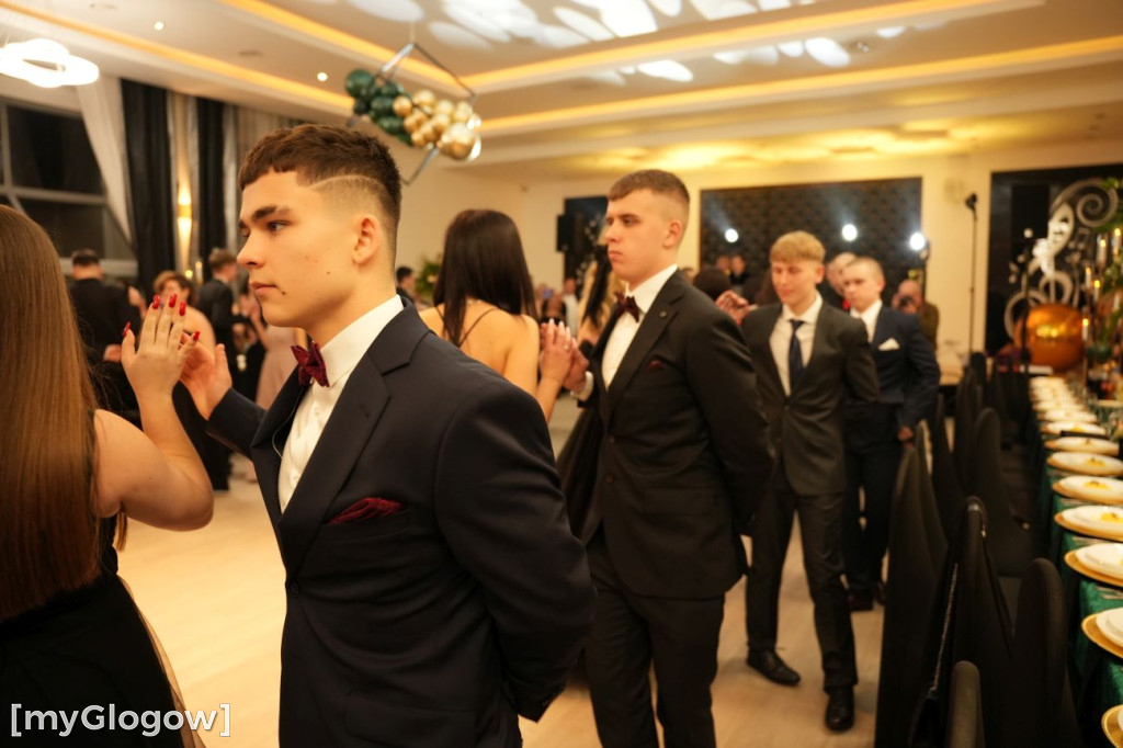 Studniówka Zespołu Szkół im. Wyżykowskiego