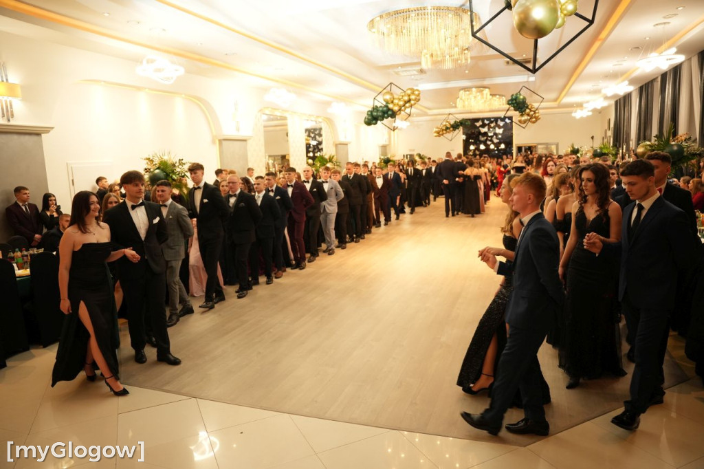 Studniówka Zespołu Szkół im. Wyżykowskiego