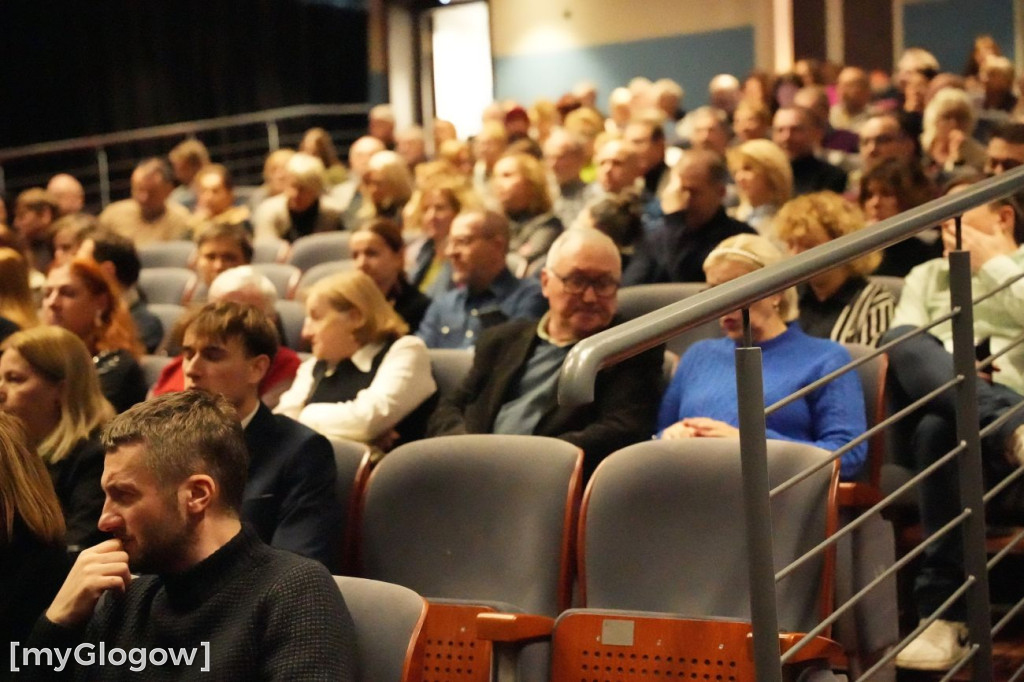 Peszek i niedziela w głogowskim teatrze
