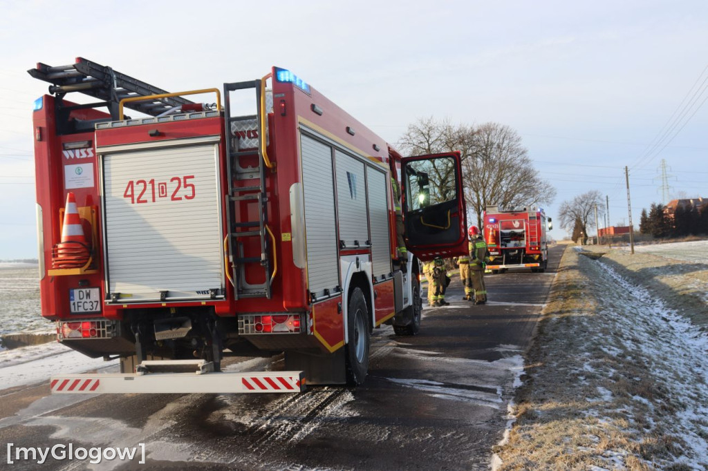 Pożar samochodu pod Głogowem