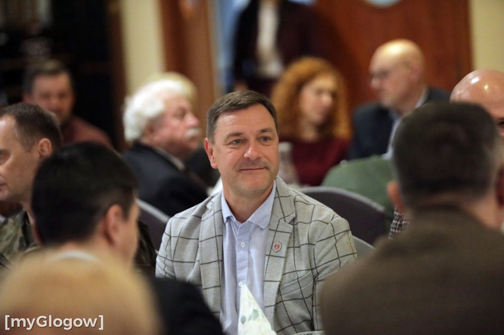 Złote Herby Powiatu Głogowskiego