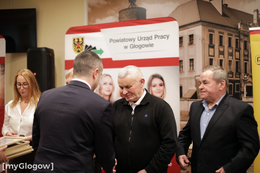 Złote Herby Powiatu Głogowskiego