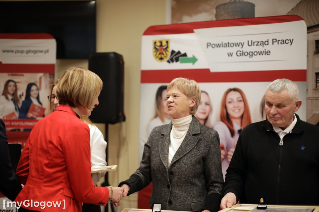 Złote Herby Powiatu Głogowskiego