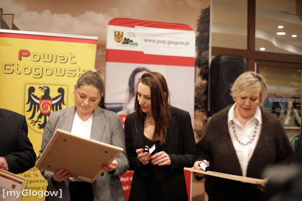 Złote Herby Powiatu Głogowskiego