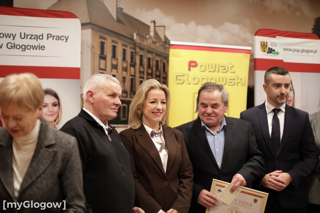 Złote Herby Powiatu Głogowskiego