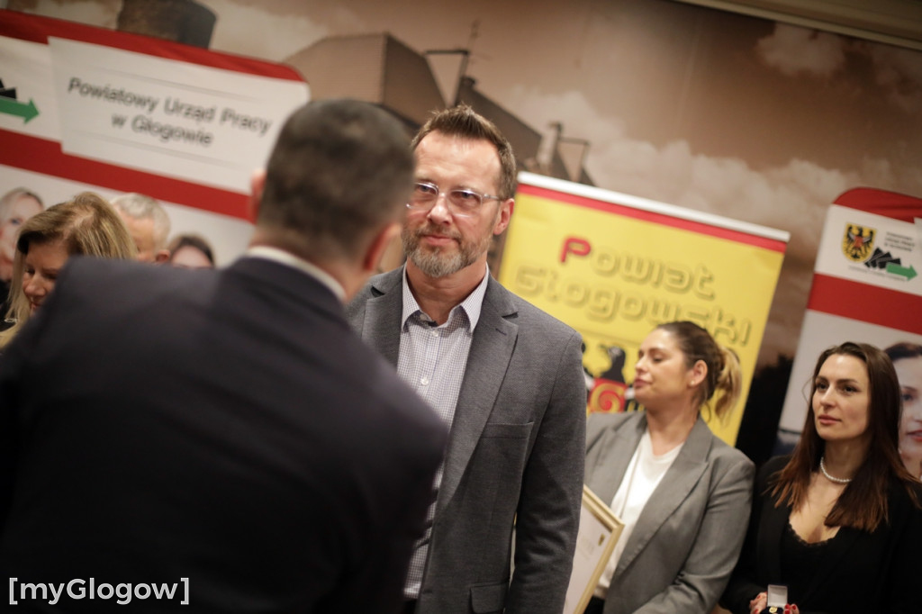 Złote Herby Powiatu Głogowskiego