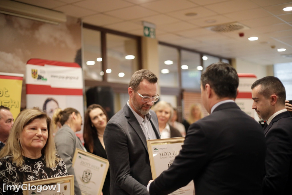 Złote Herby Powiatu Głogowskiego