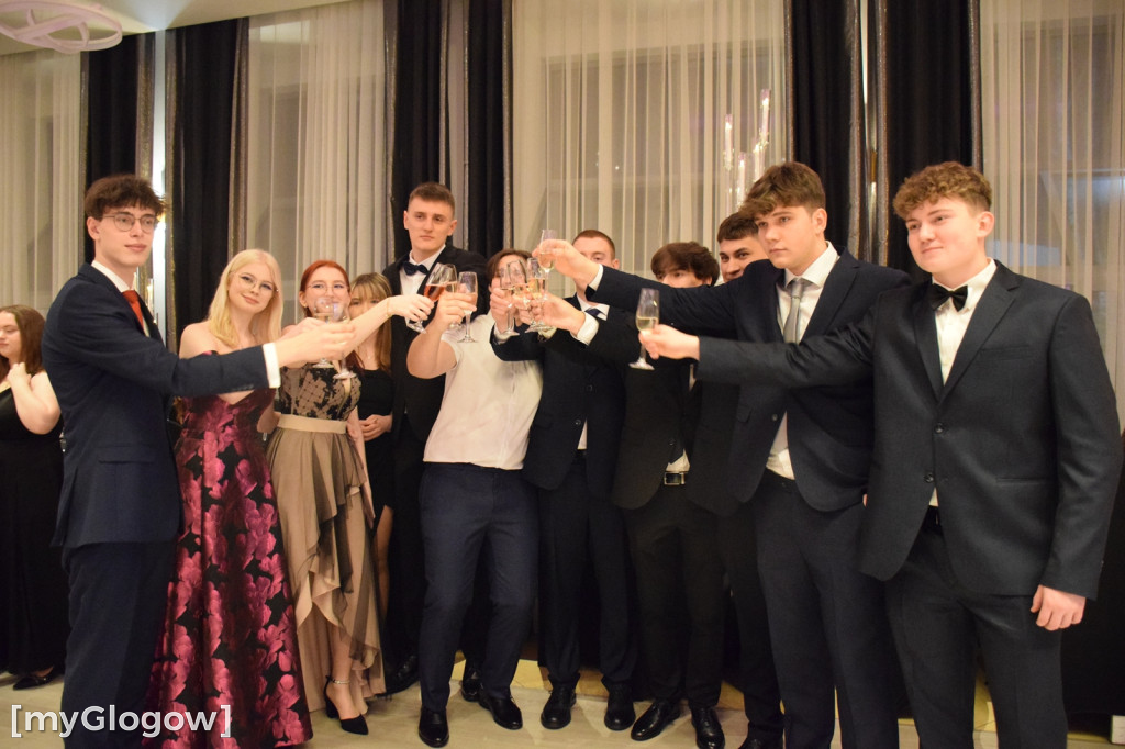 Studniówka głogowskiego ekonomika