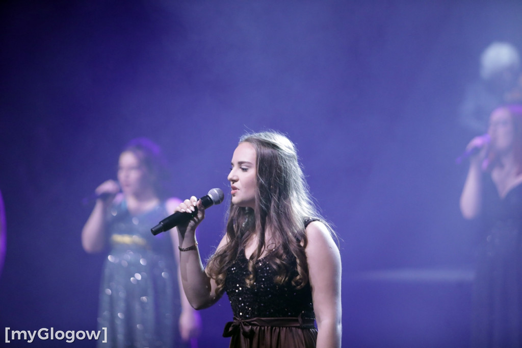 Piękny świąteczny koncert Rewii