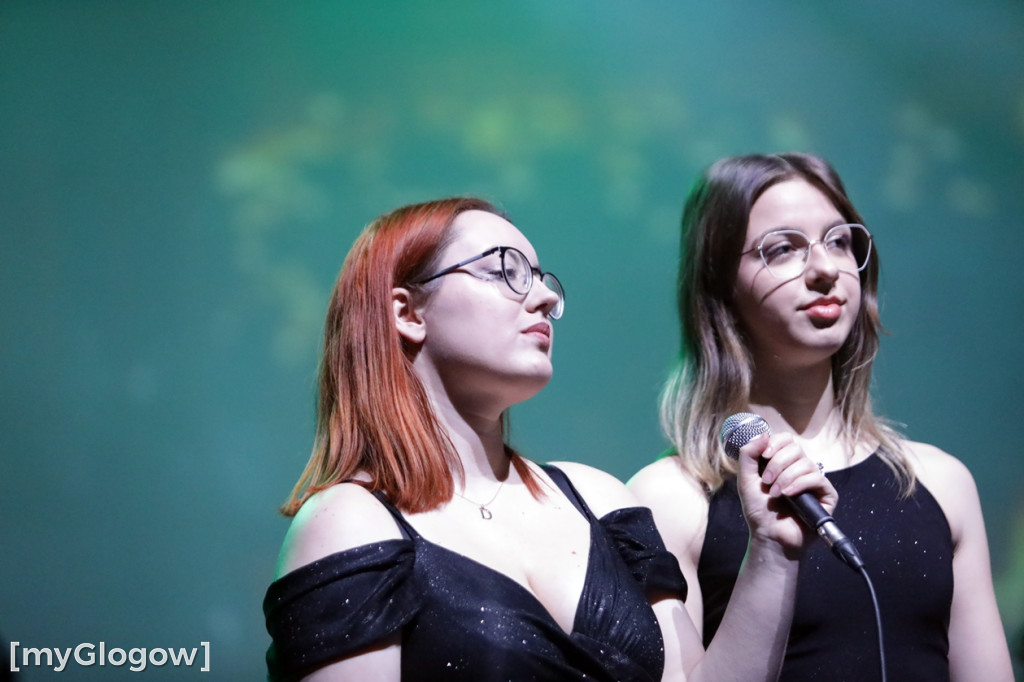 Piękny świąteczny koncert Rewii