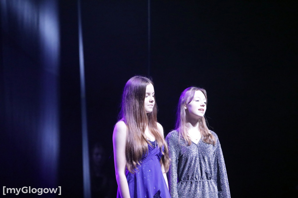 Piękny świąteczny koncert Rewii