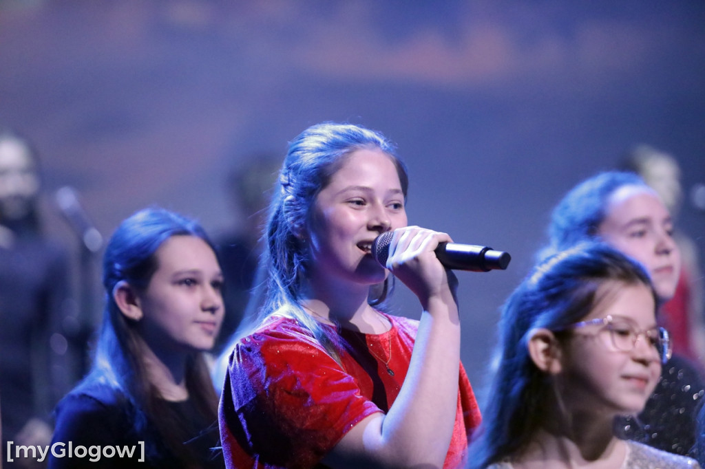 Piękny świąteczny koncert Rewii