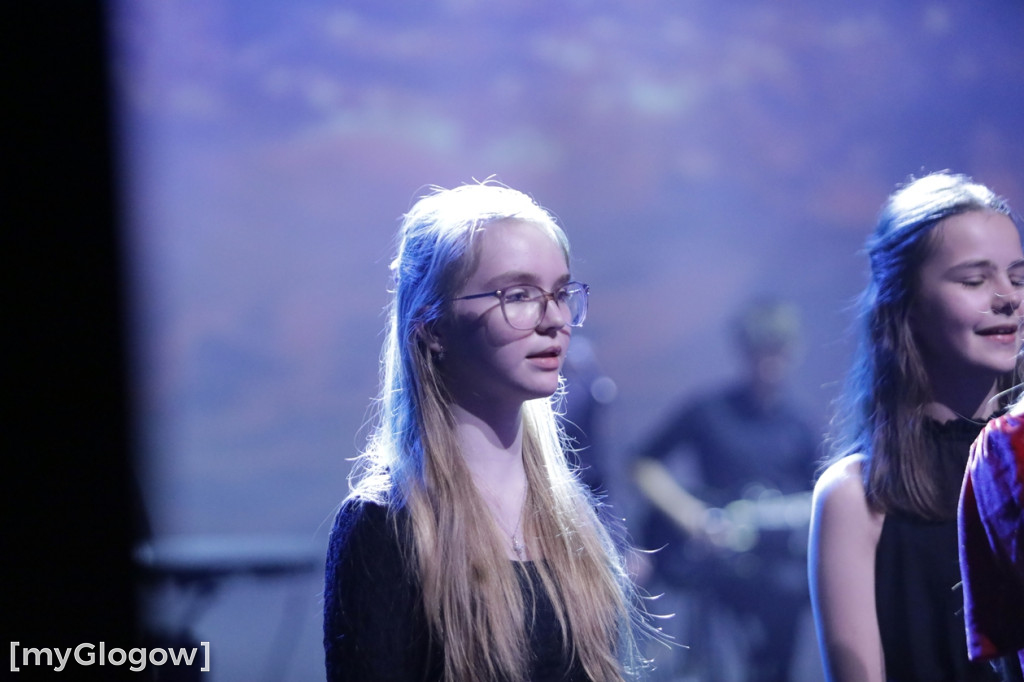 Piękny świąteczny koncert Rewii