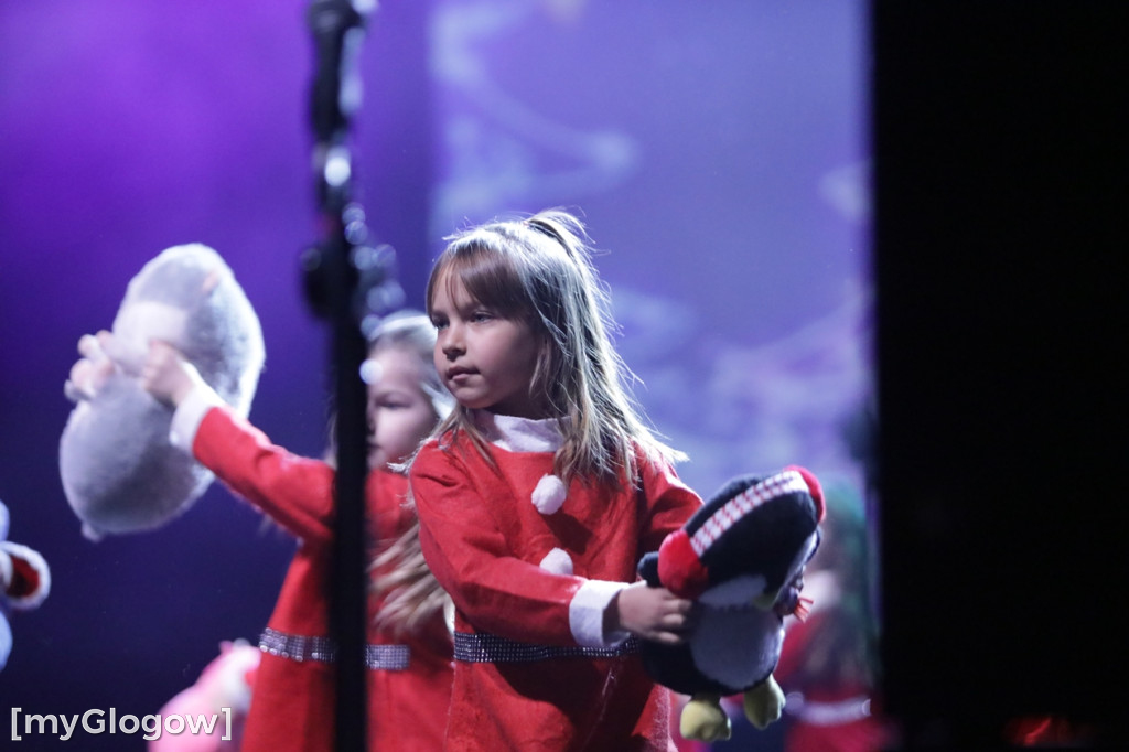 Piękny świąteczny koncert Rewii