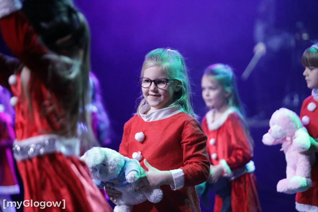 Piękny świąteczny koncert Rewii