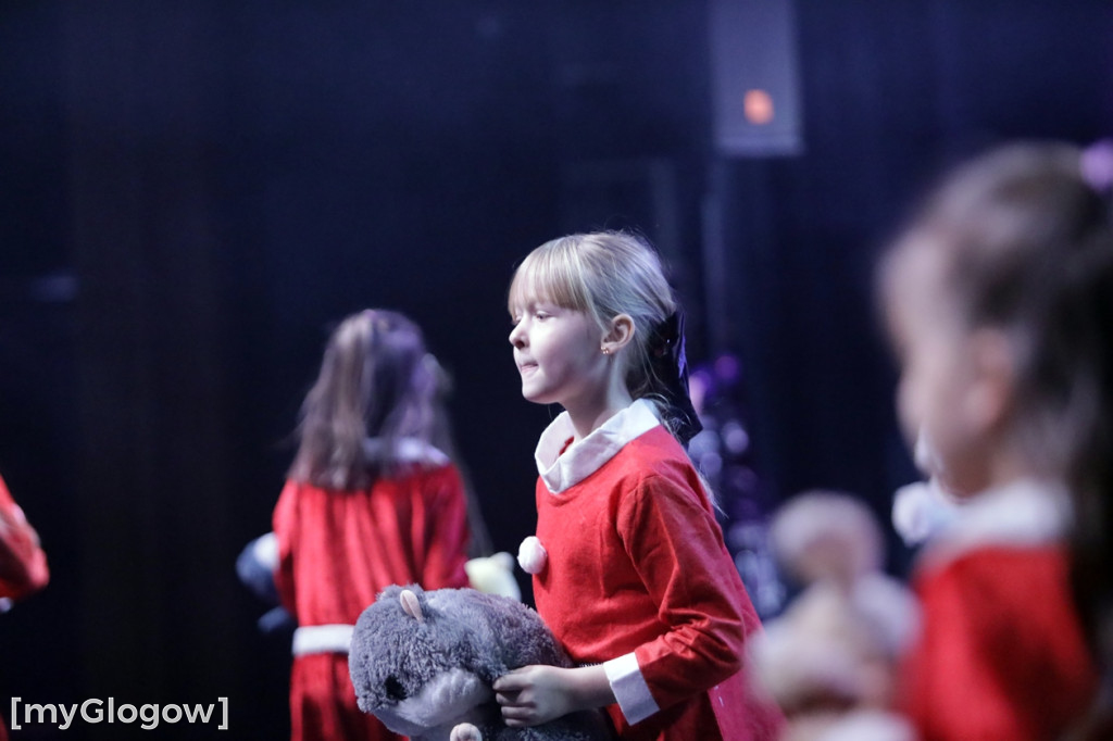 Piękny świąteczny koncert Rewii