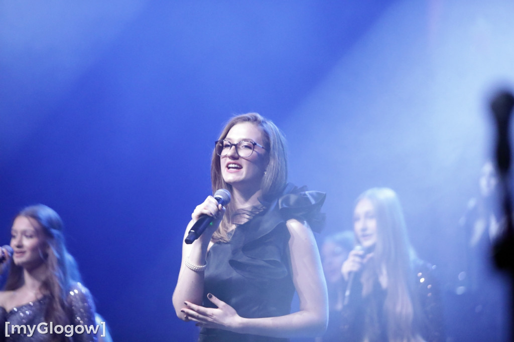 Piękny świąteczny koncert Rewii