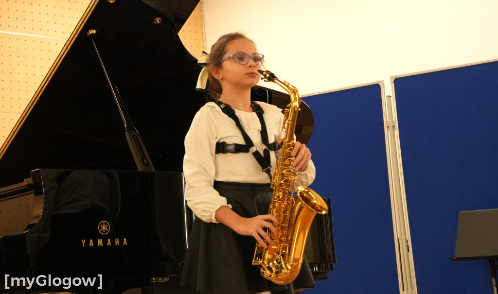 Najmłodsi uczniowie zagrali pierwszy koncert