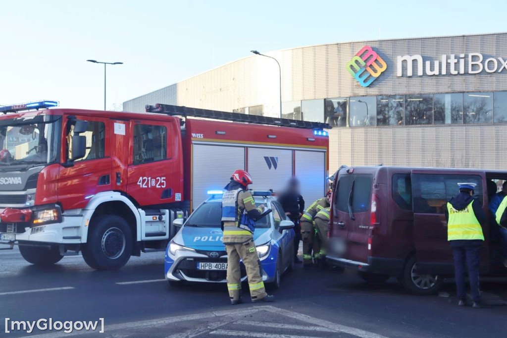 Kolizja BMW z Renault