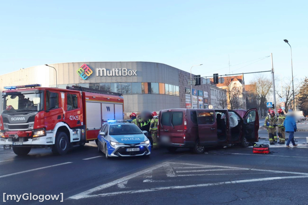 Kolizja BMW z Renault